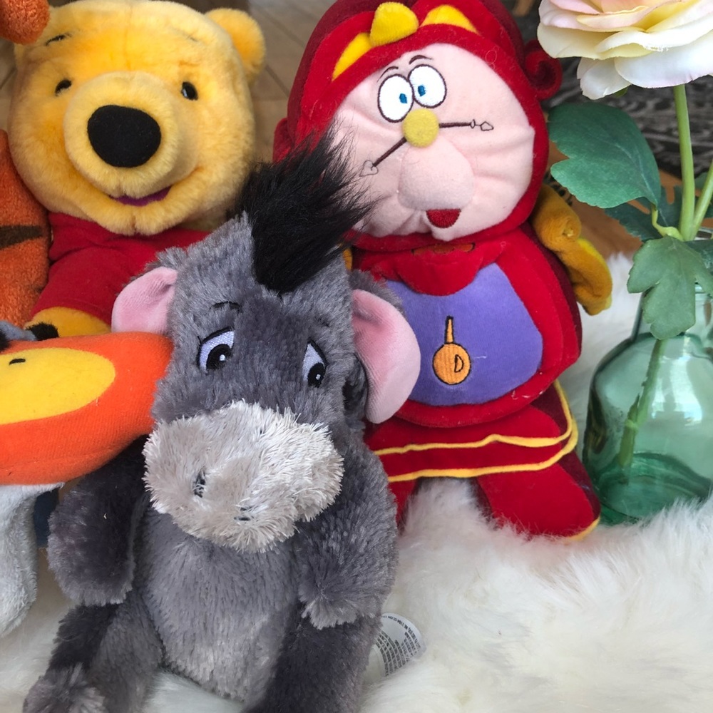 Disney Bundle - Picture 2 of 5